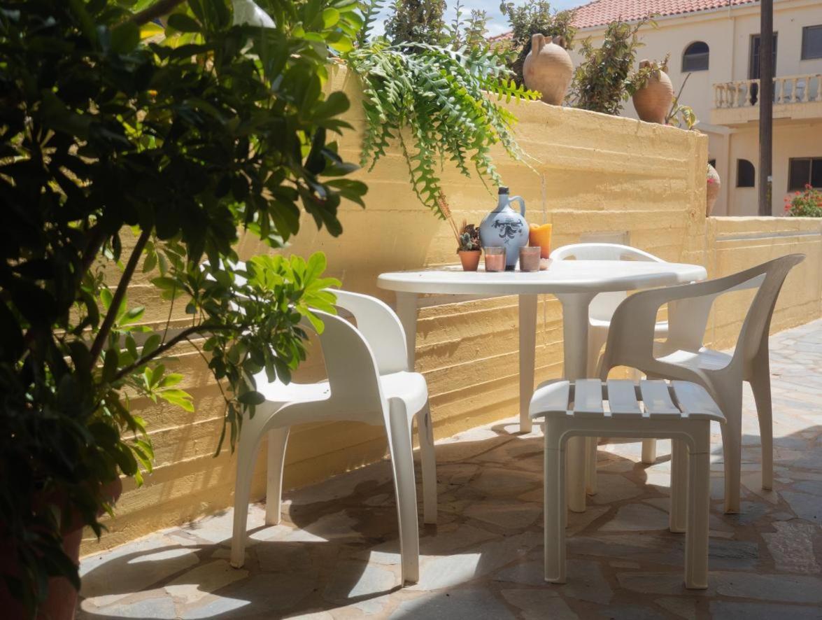 Private Art Studio 50M From Sea Monemvasia Exterior photo
